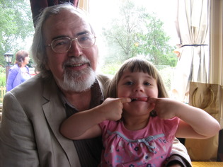 Photo of author Stephen D. Tansey